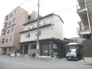 フォレストメゾン花屋町の物件外観写真